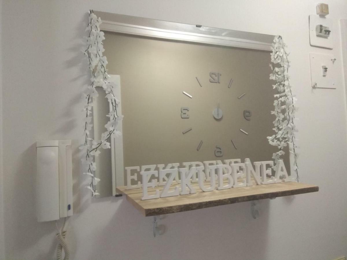 Apartamento Ezkubenea Lägenhet Rentería Exteriör bild